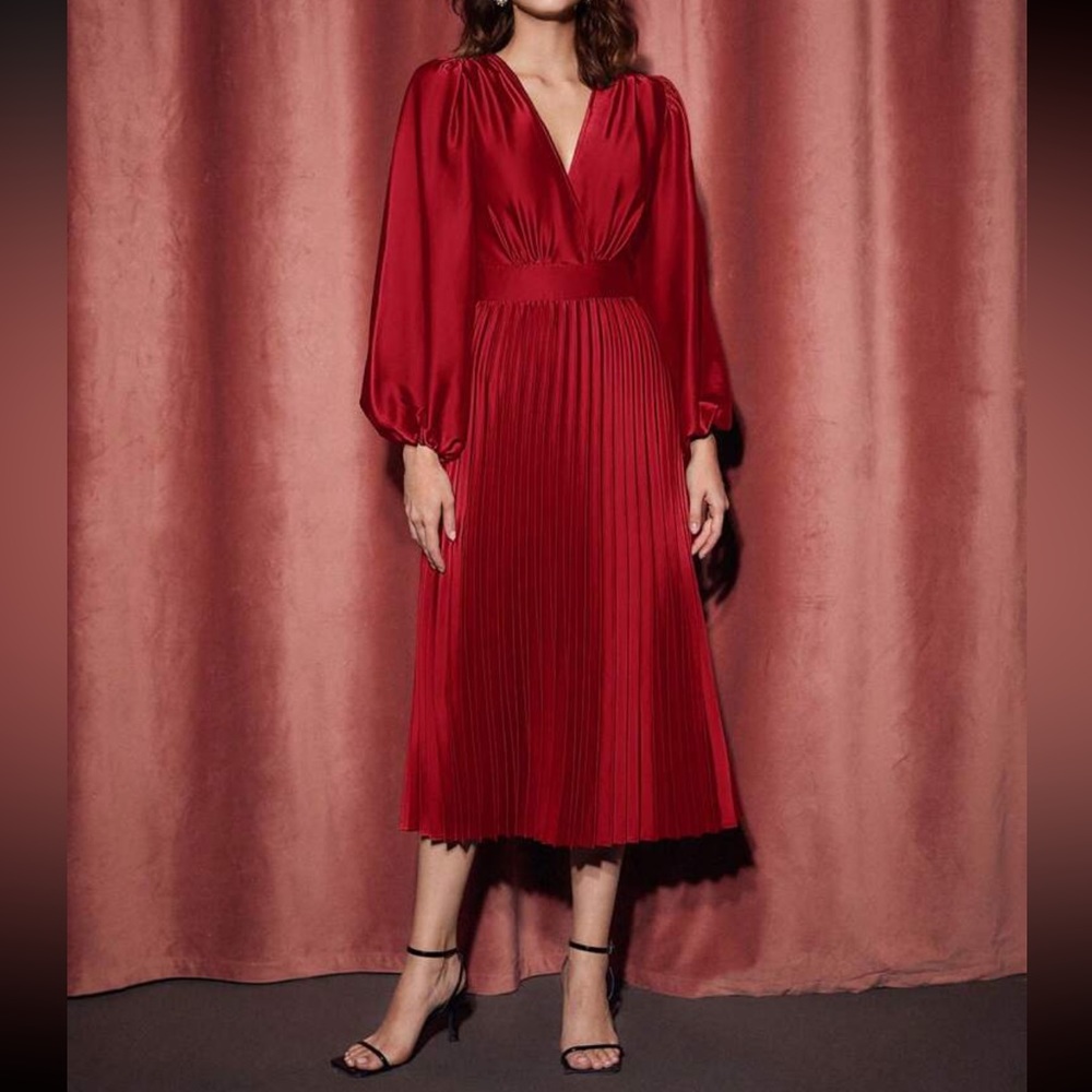 Luxe red lantern sleeve pleated thigh party evening formal dress - Picture 4 of 9
